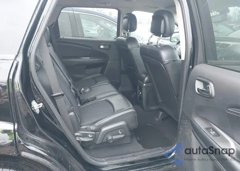 2016 Dodge Journey Crossroad Plus z USA, uszkodzony, nr VIN 3C4PDCGB7GT207901